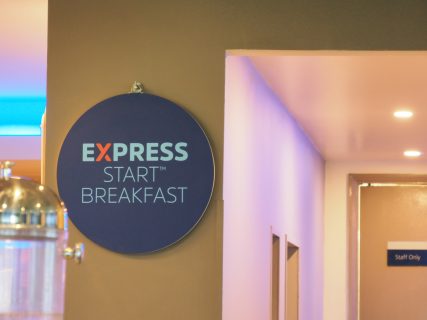 Hotel Review : ホリデイイン エクスプレス リーズ シティセンター(Holiday Inn Express Leeds City Centre)