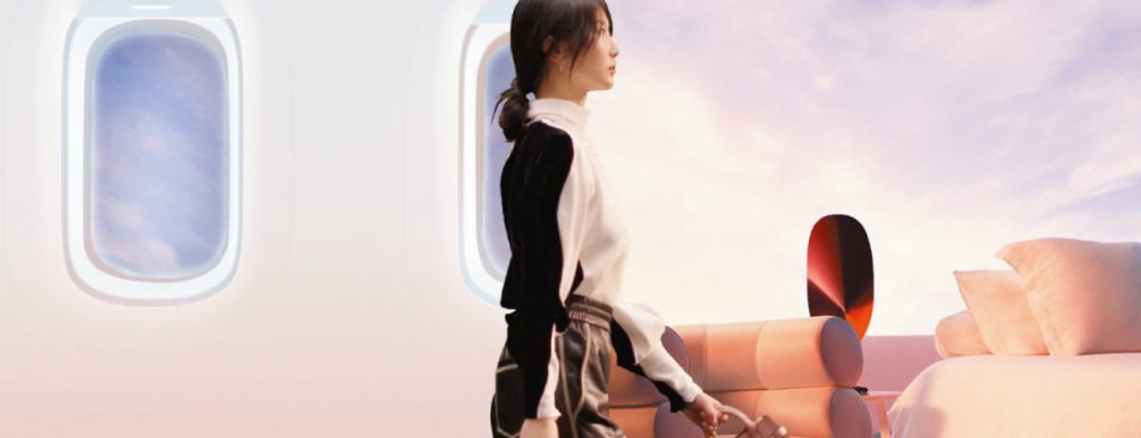 車の中にいる女性