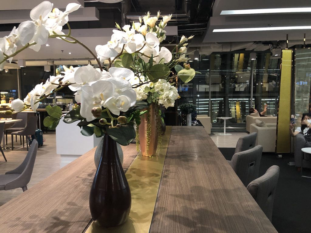 花瓶に飾られた花