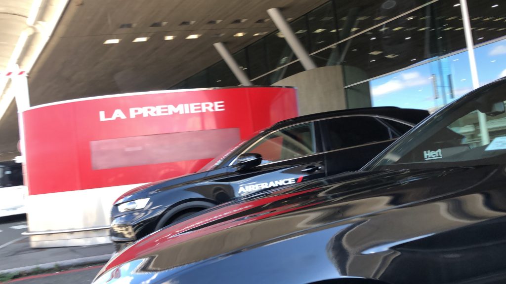 空港のターンテーブル