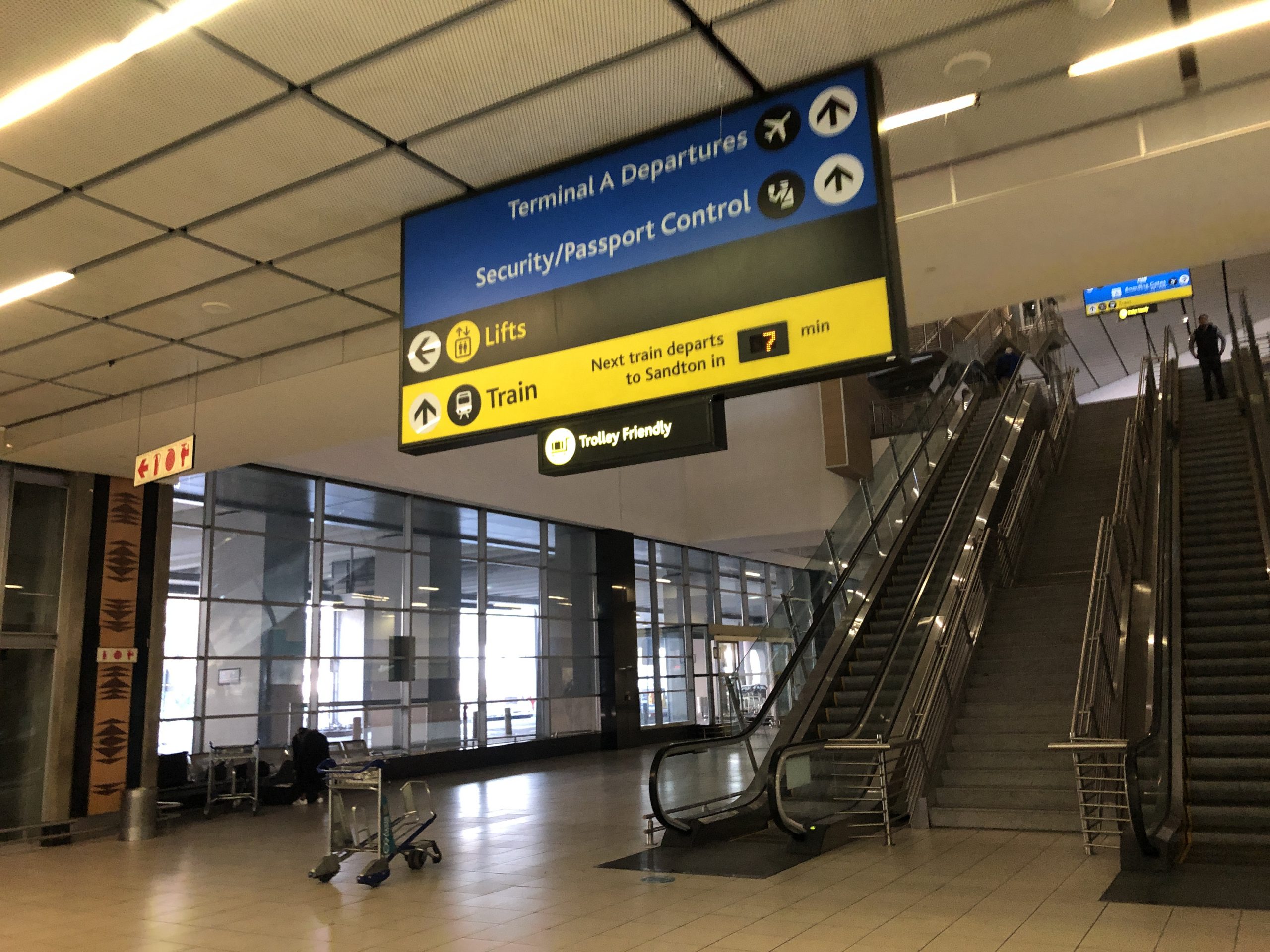 地下鉄の駅
