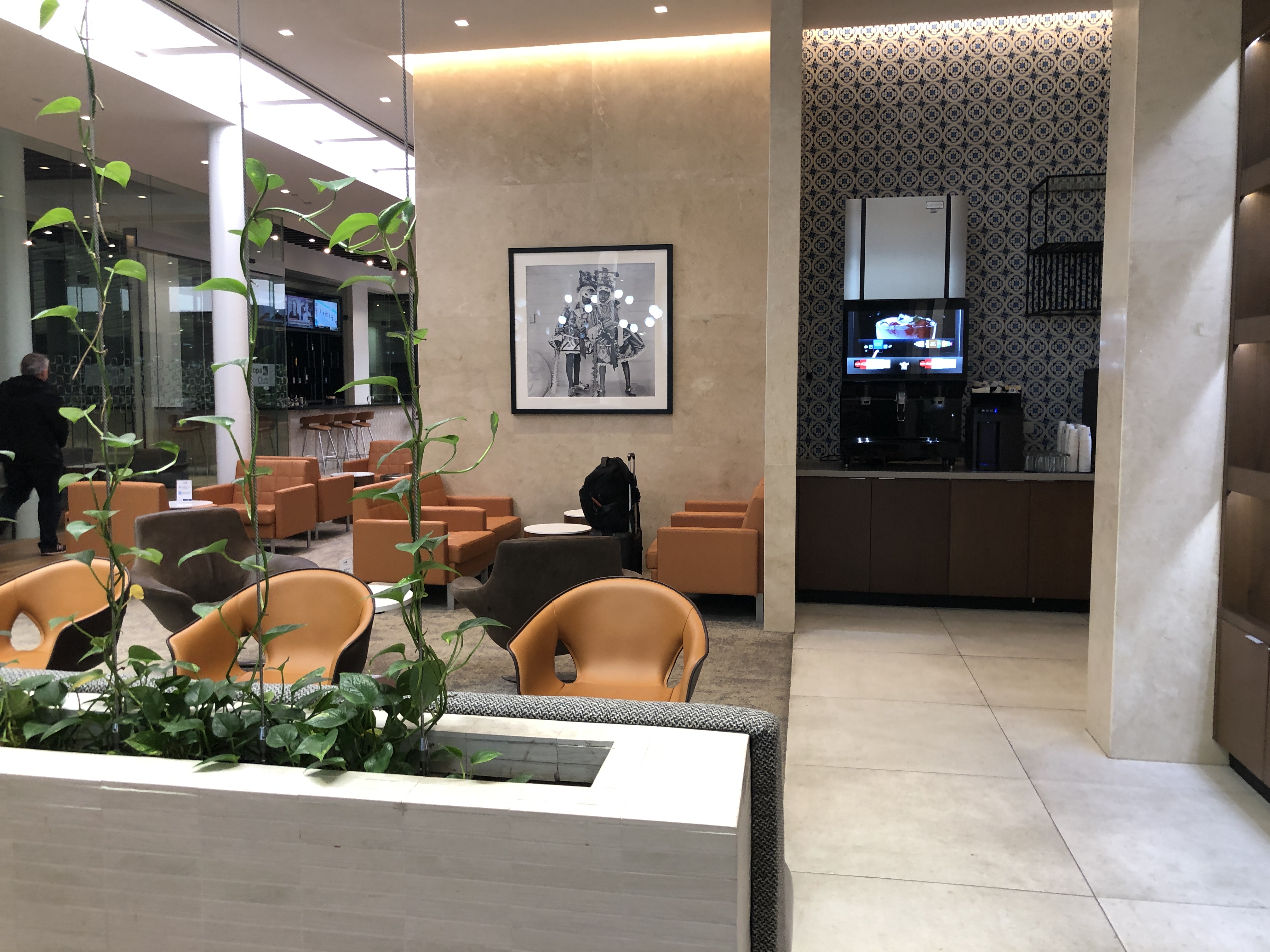 店の上に置かれている部屋