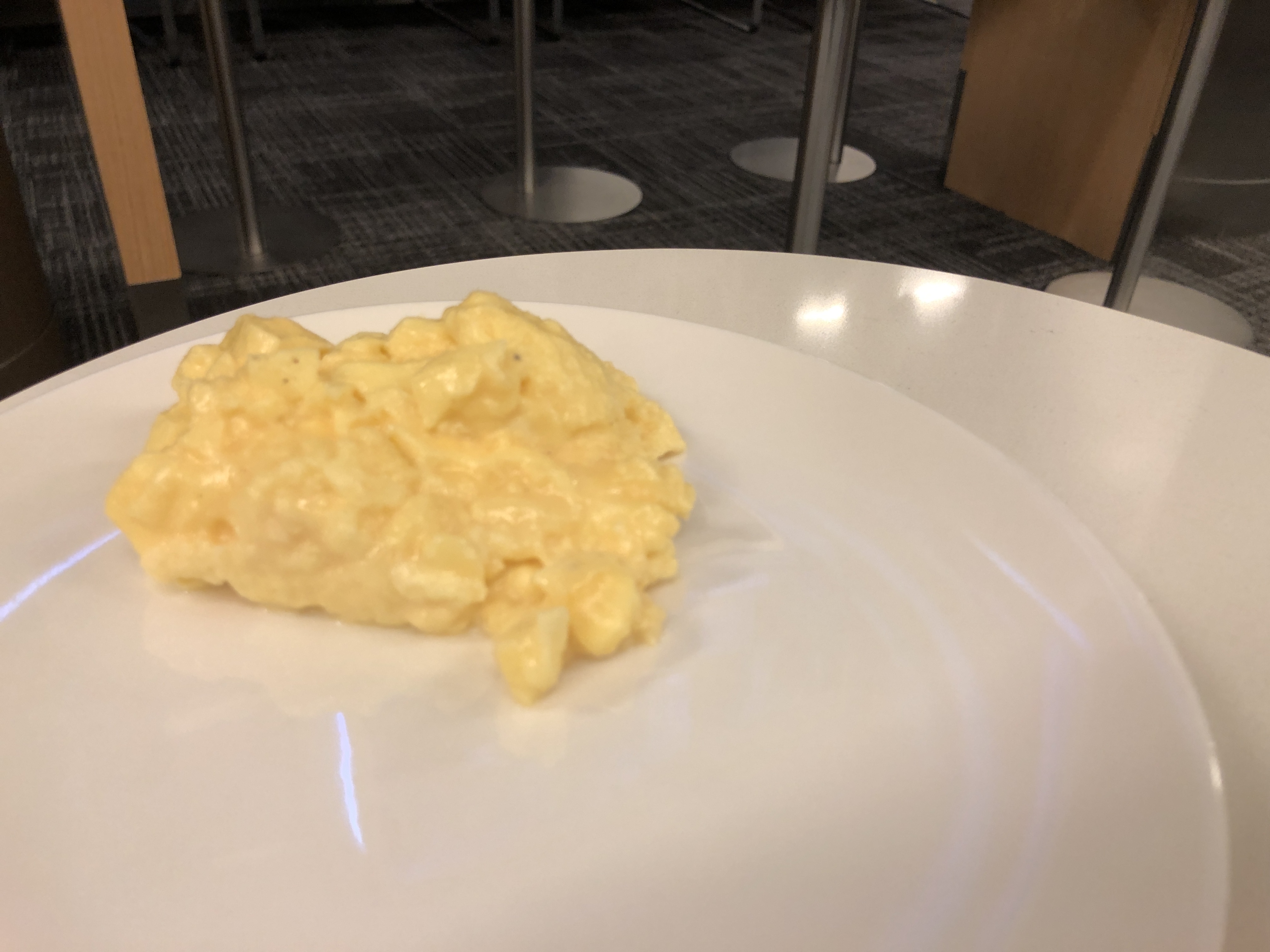 皿の上の食べ物