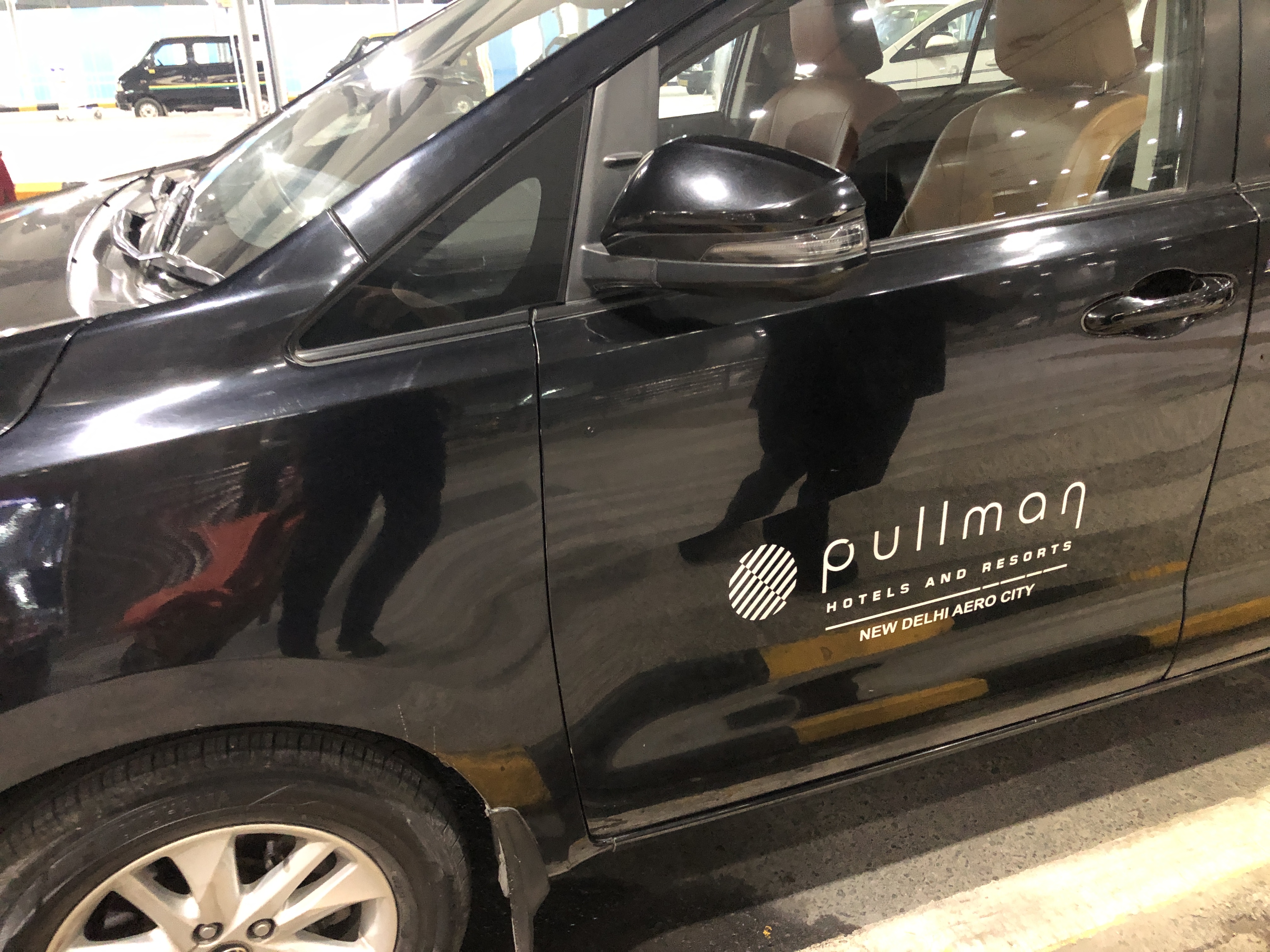車のタイヤ