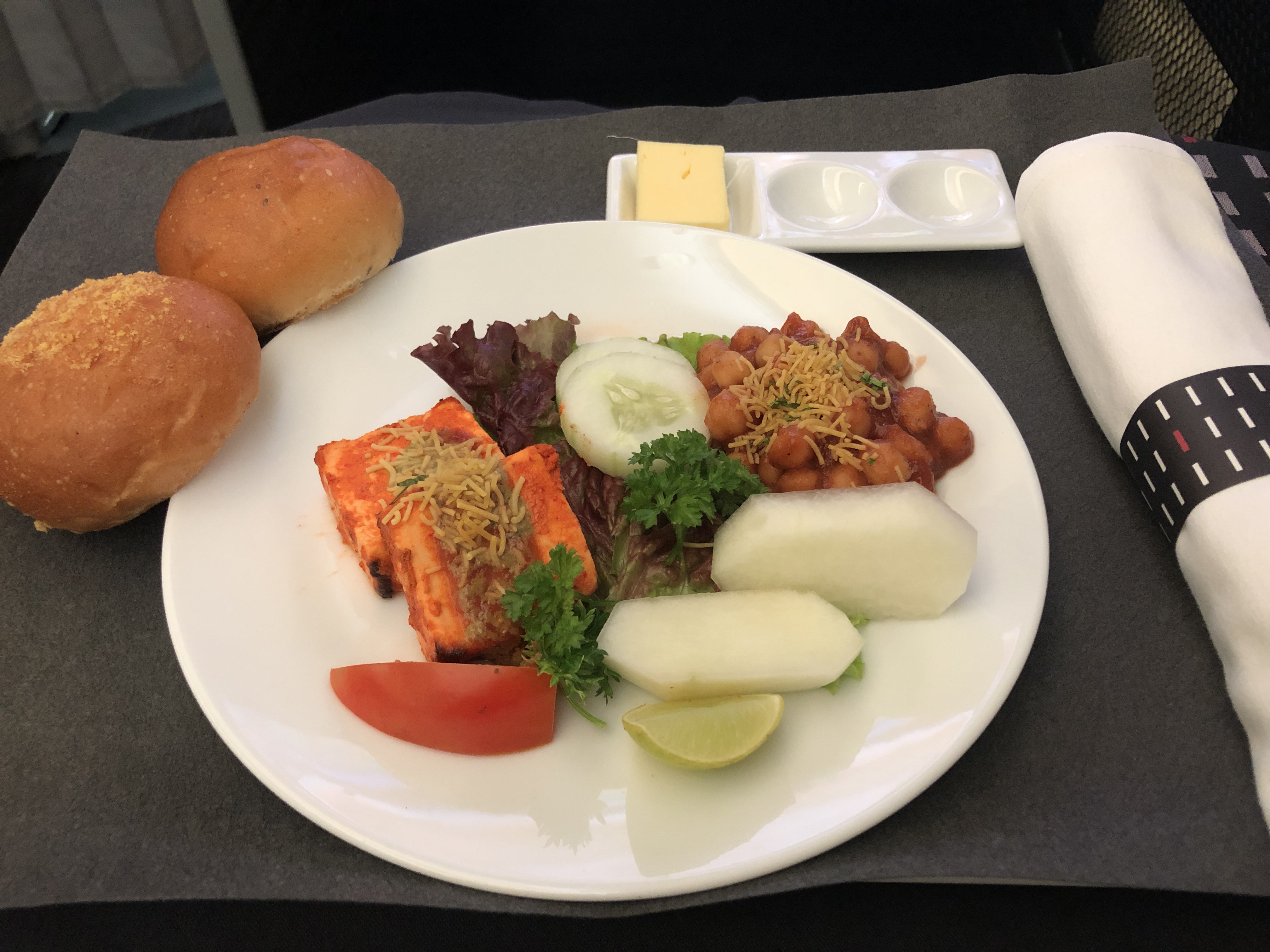皿に盛られた料理