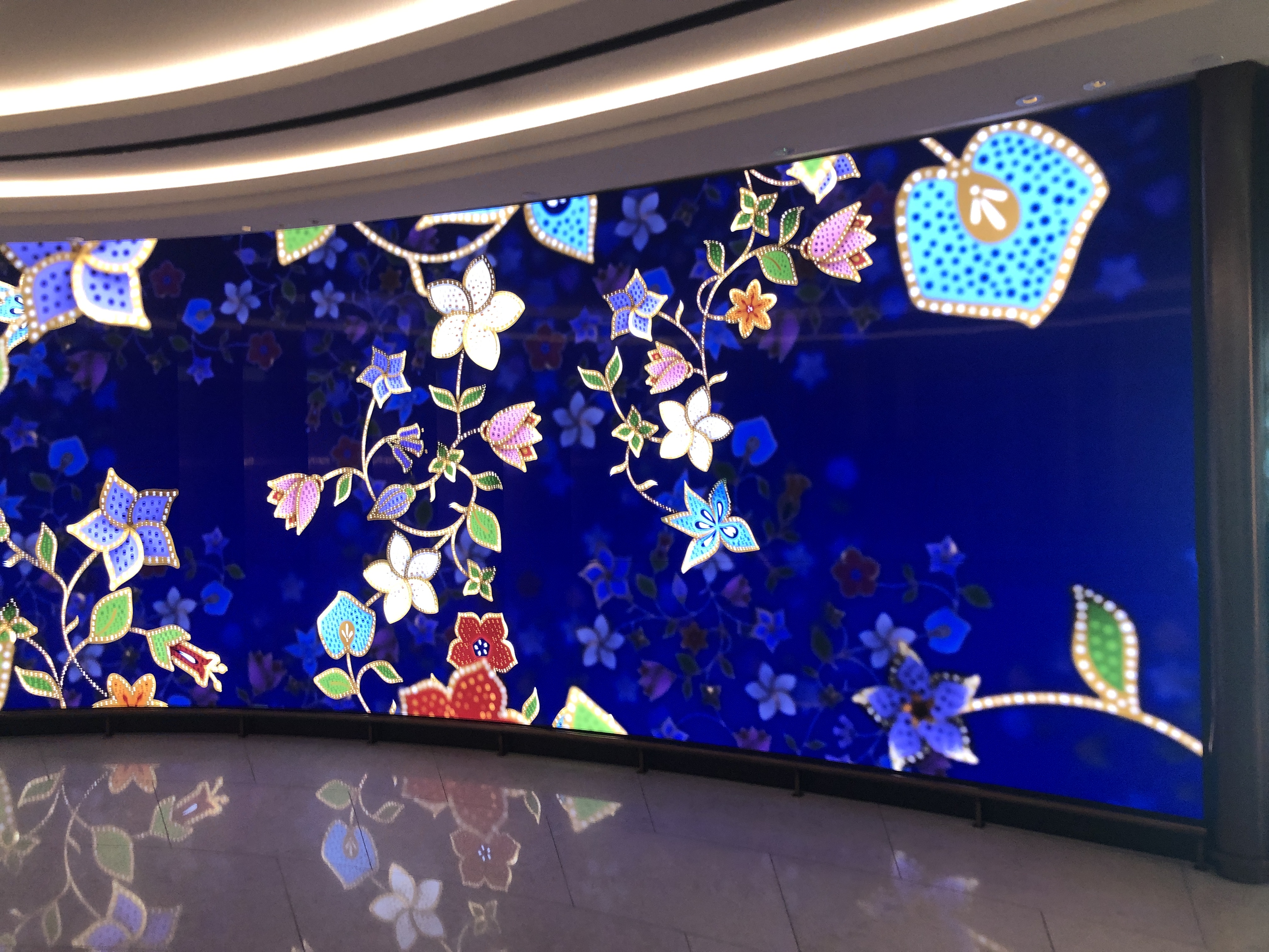 テレビの画面