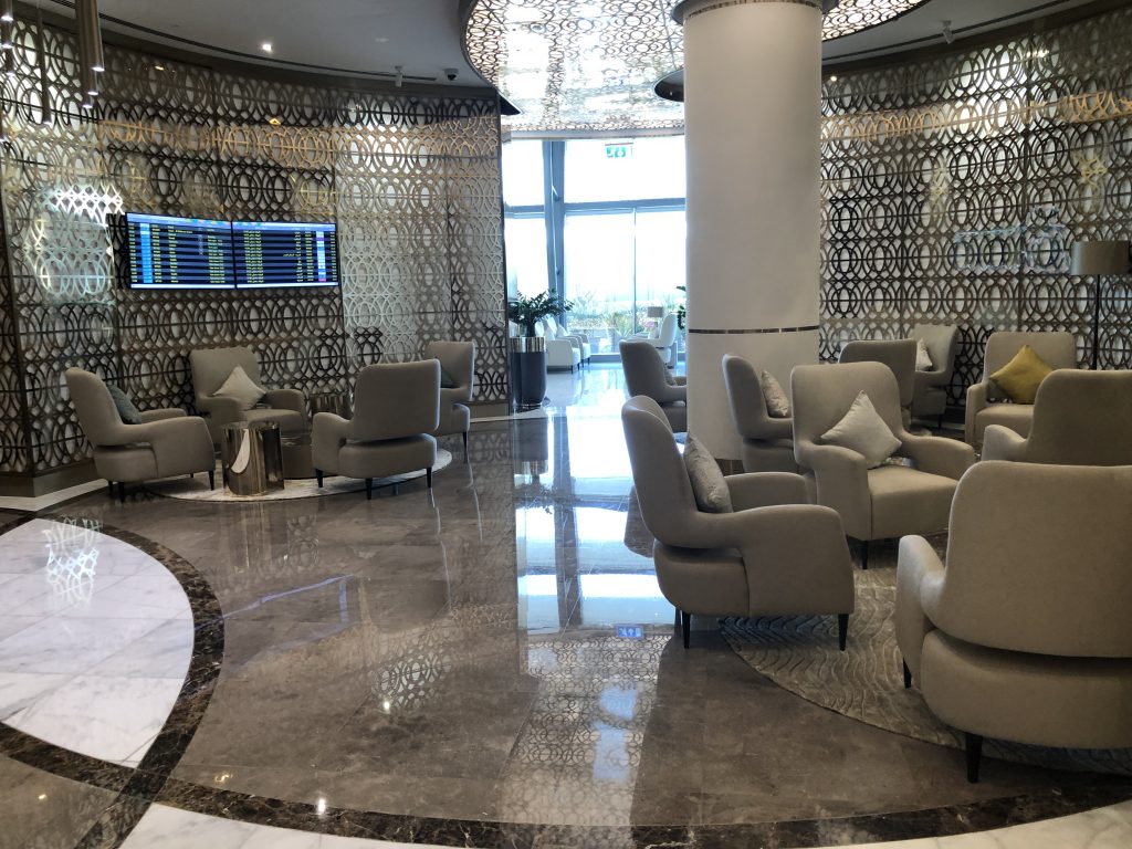 部屋に備えている様々な家具