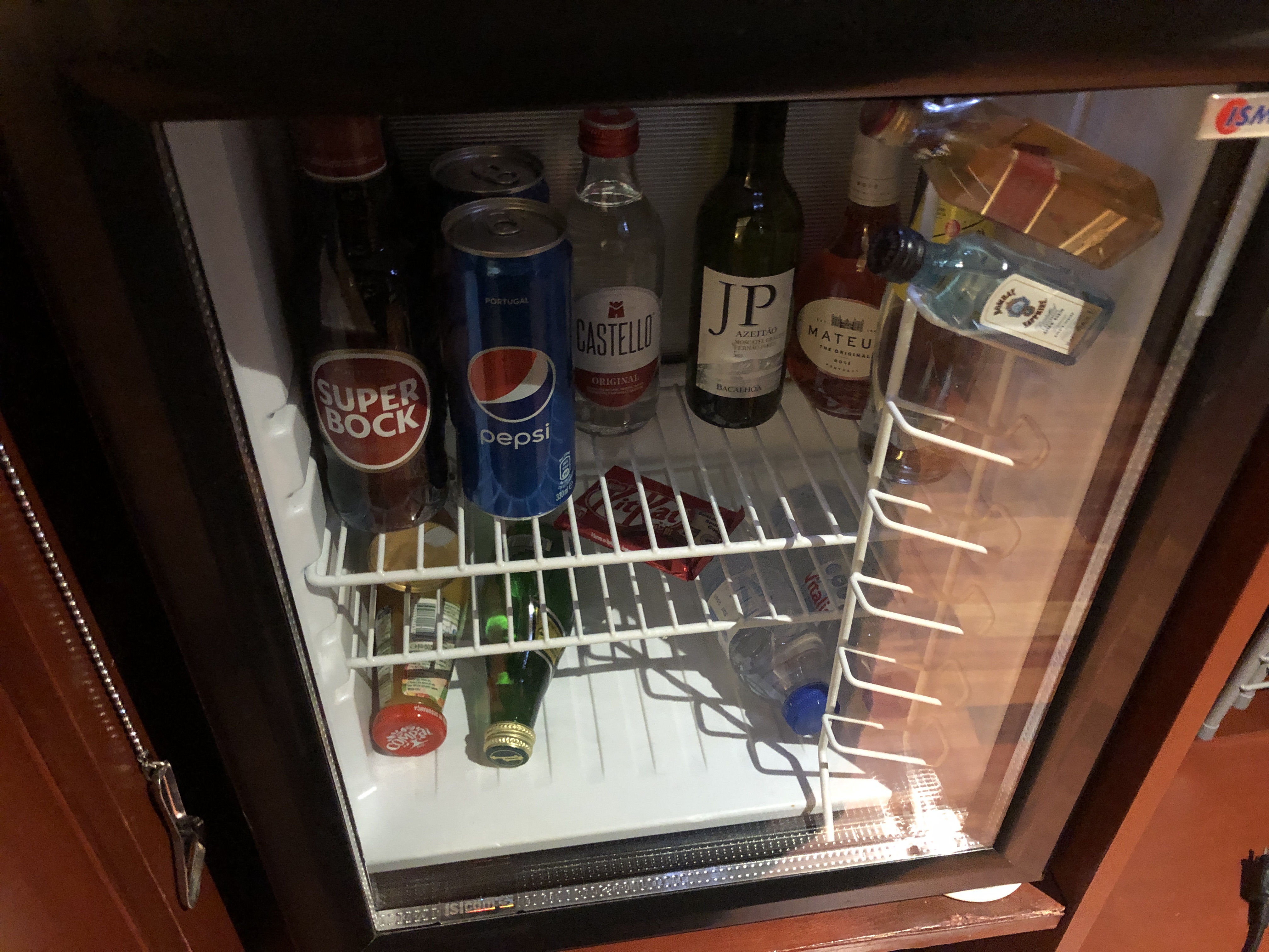 冷蔵庫の中に入っているビール
