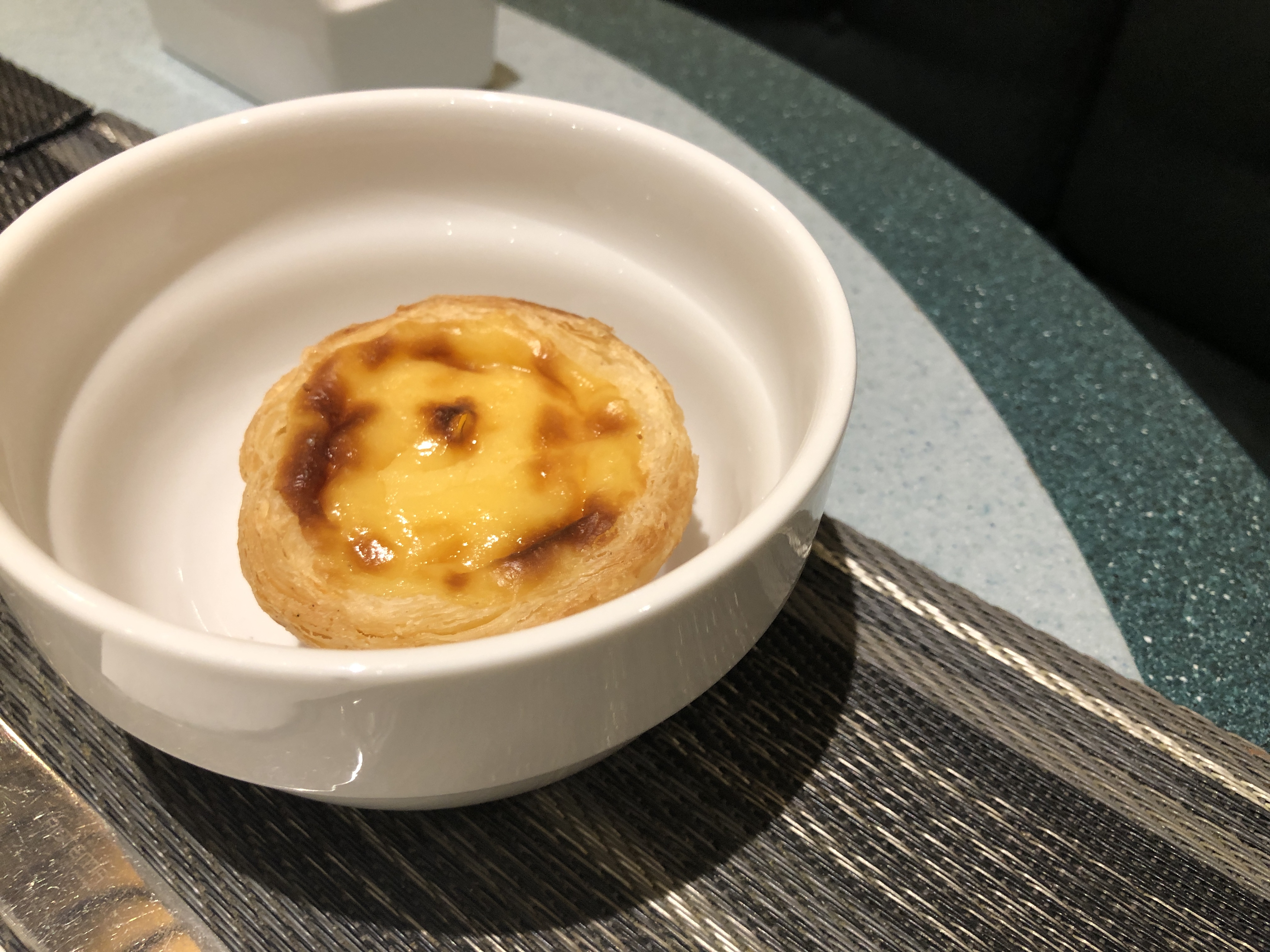 ボウルに入った食べ物