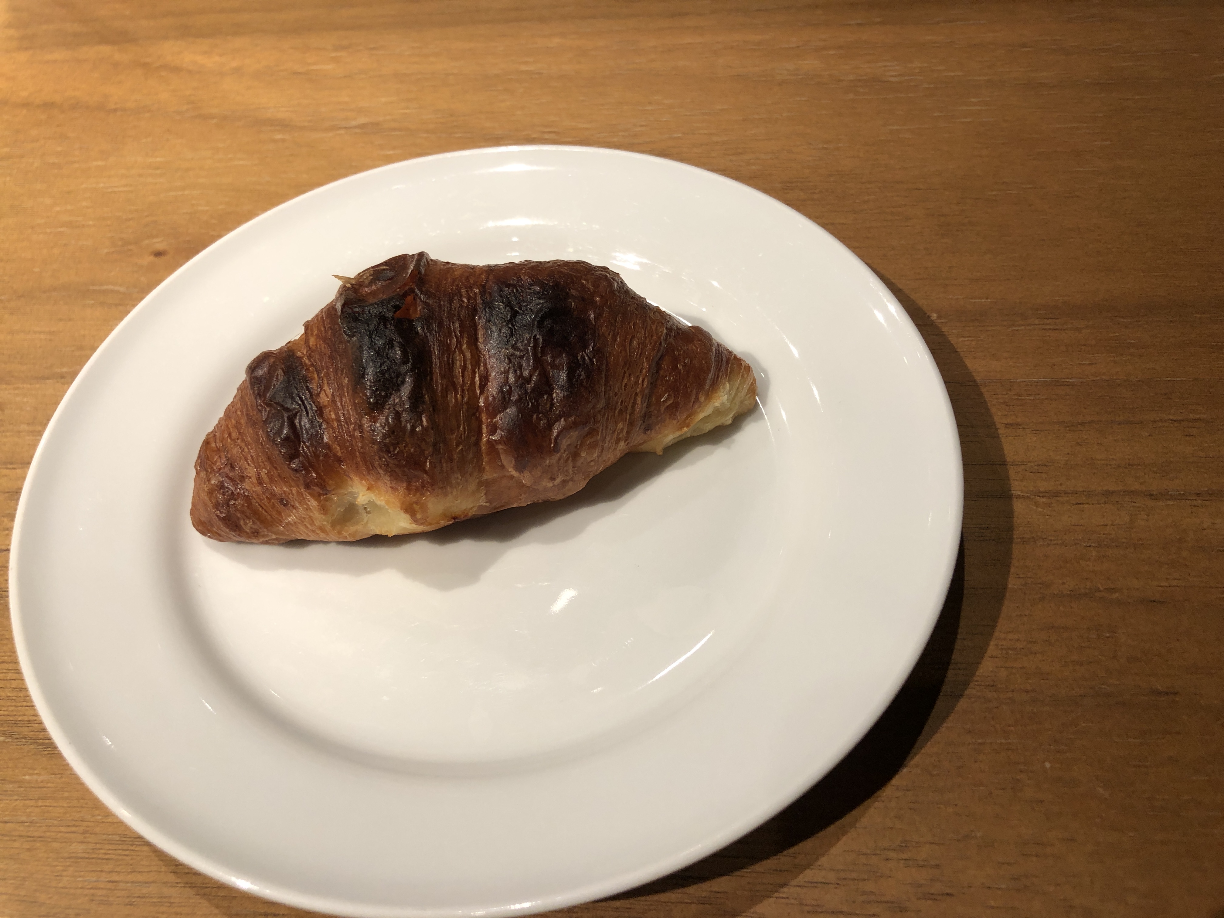 皿の上のデザート