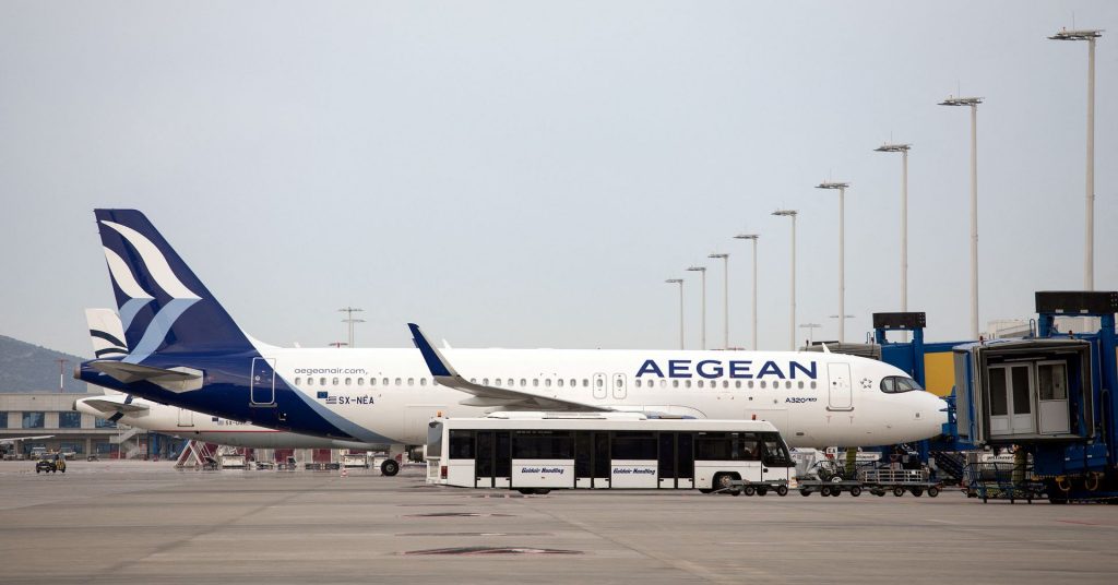 空港で駐車した飛行機