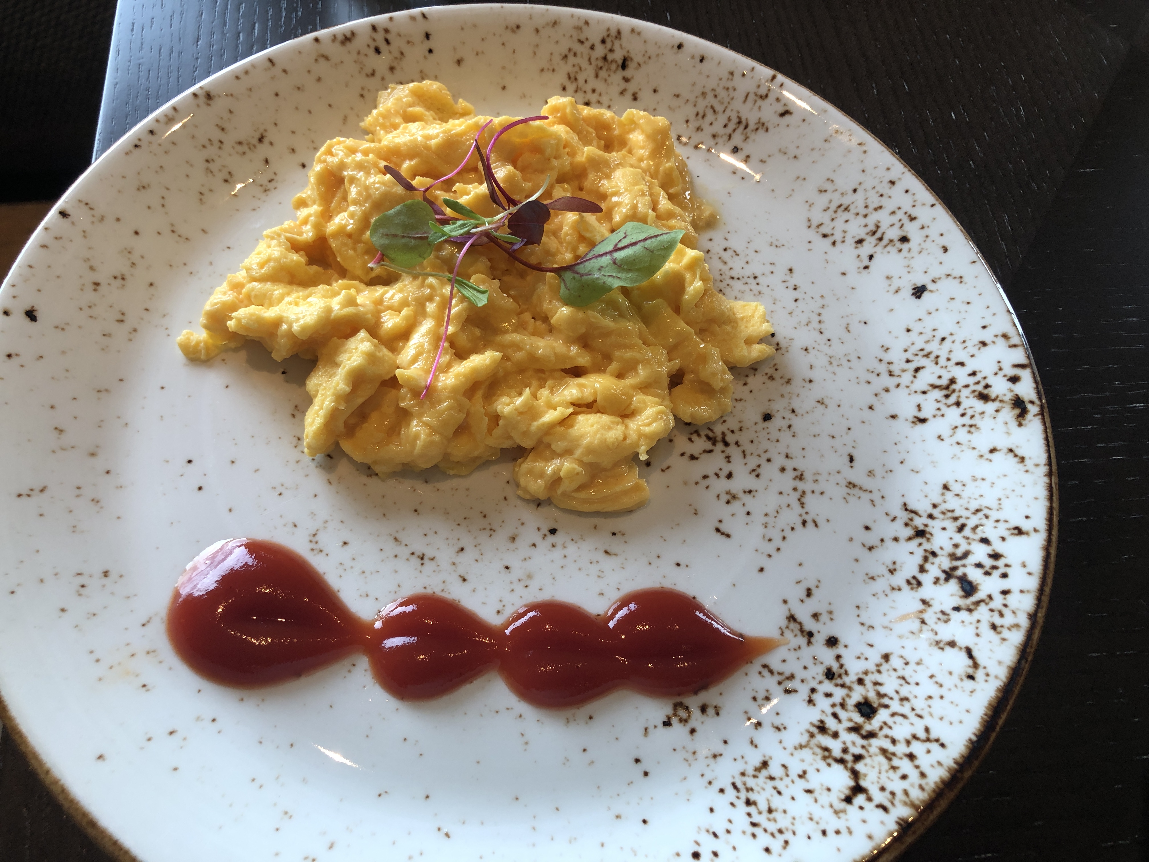 皿の上の料理