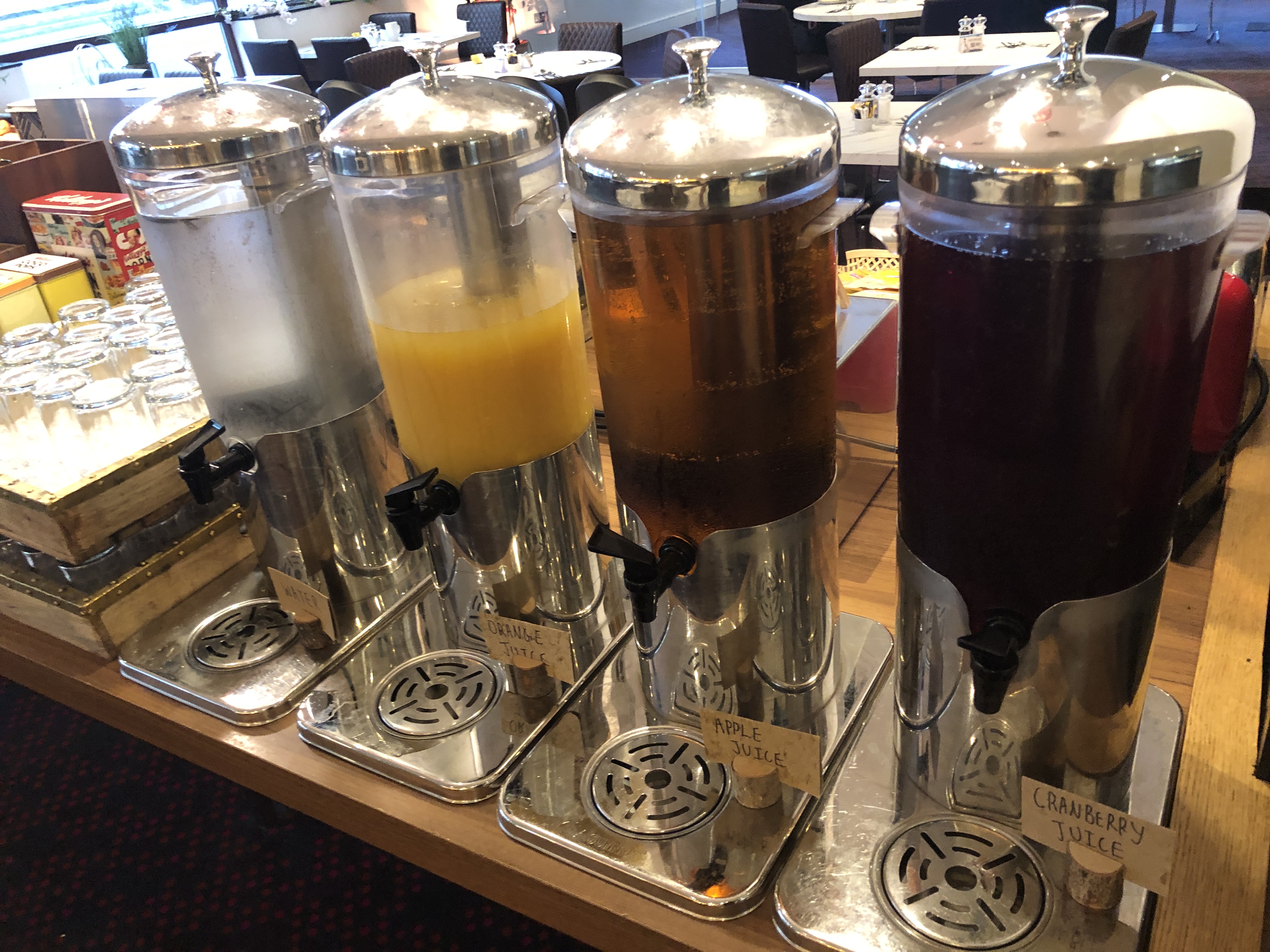 ミキサーの中に入っているビール