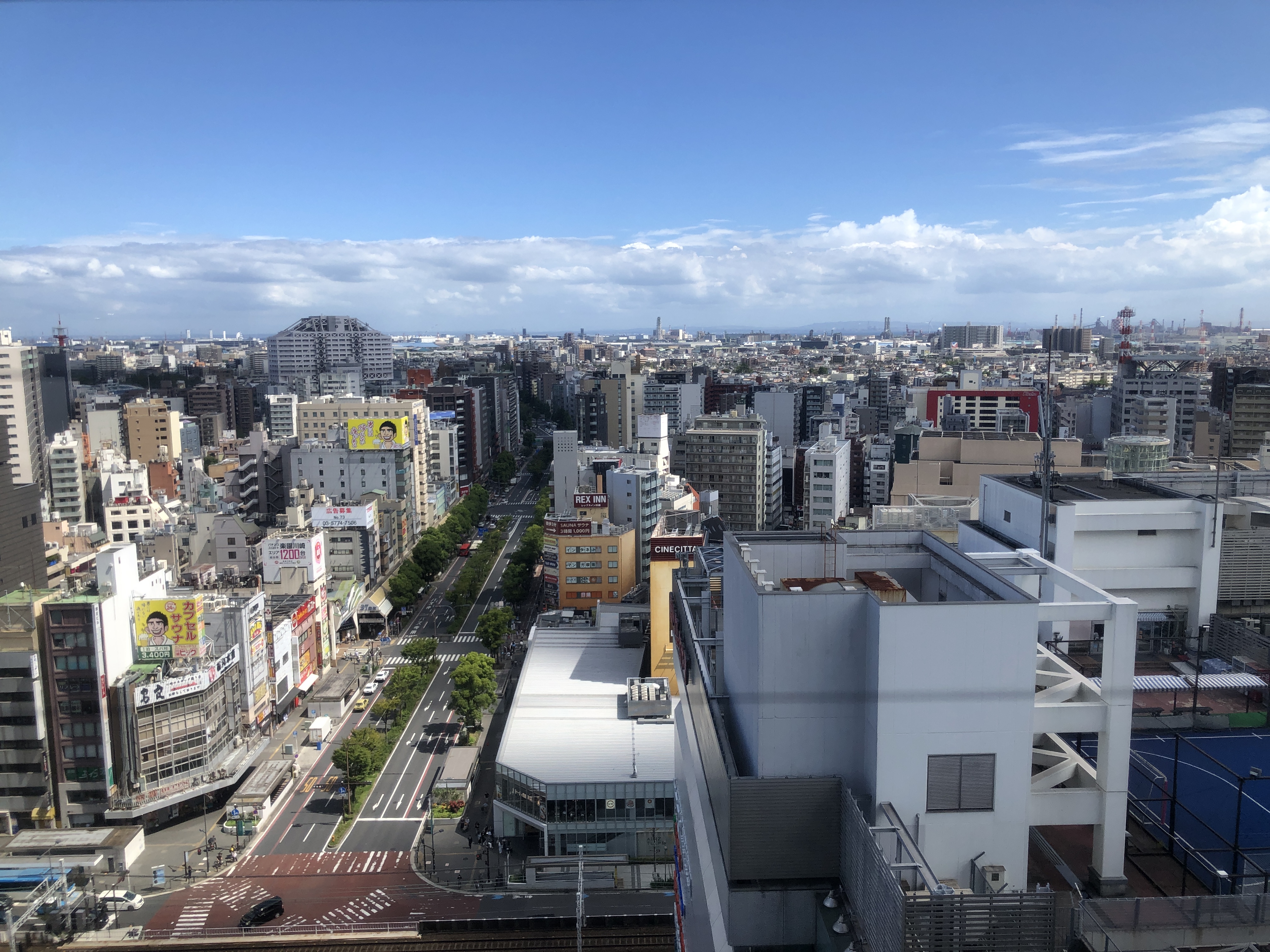 港のある建物