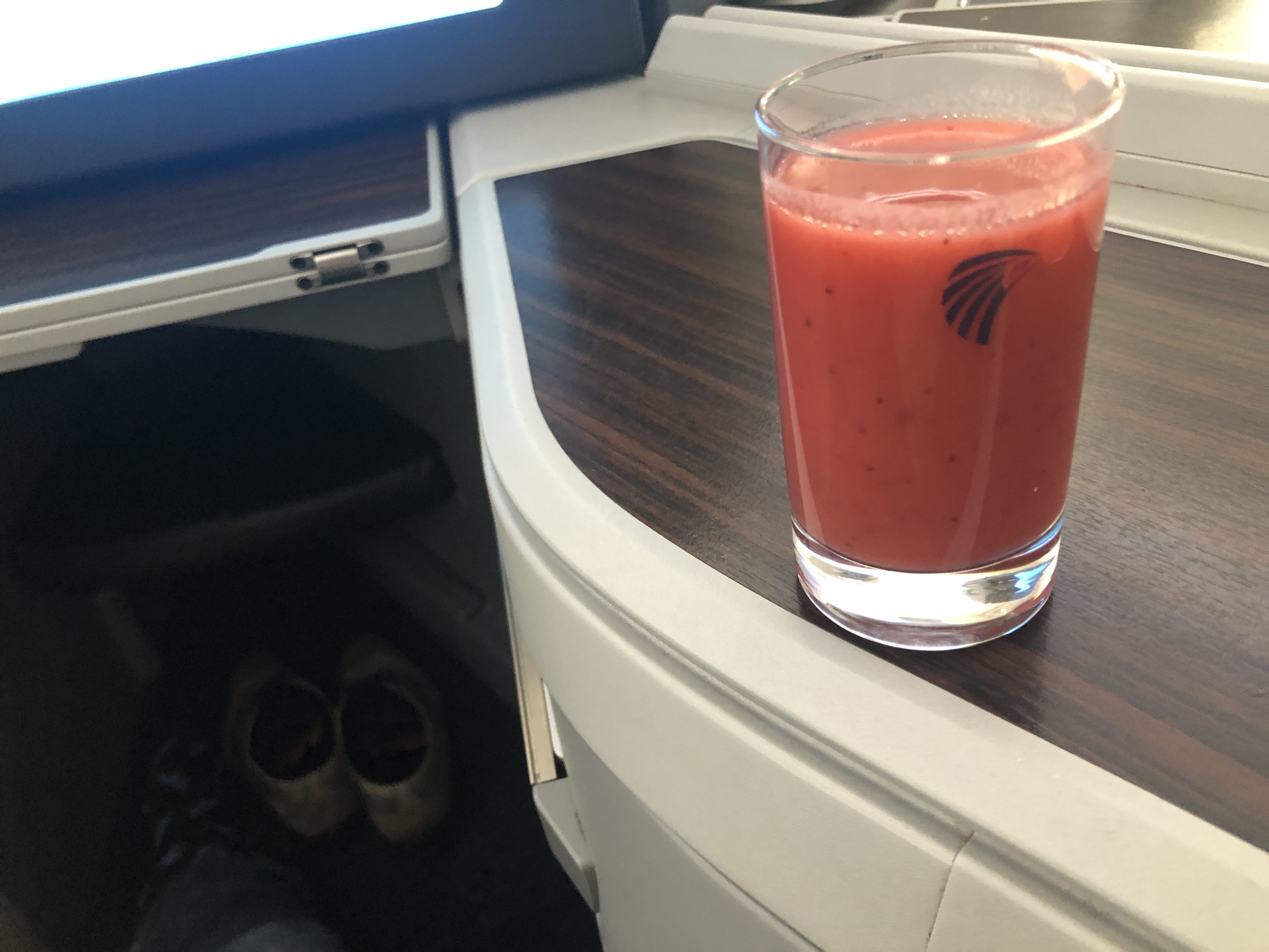 カップに入った飲み物