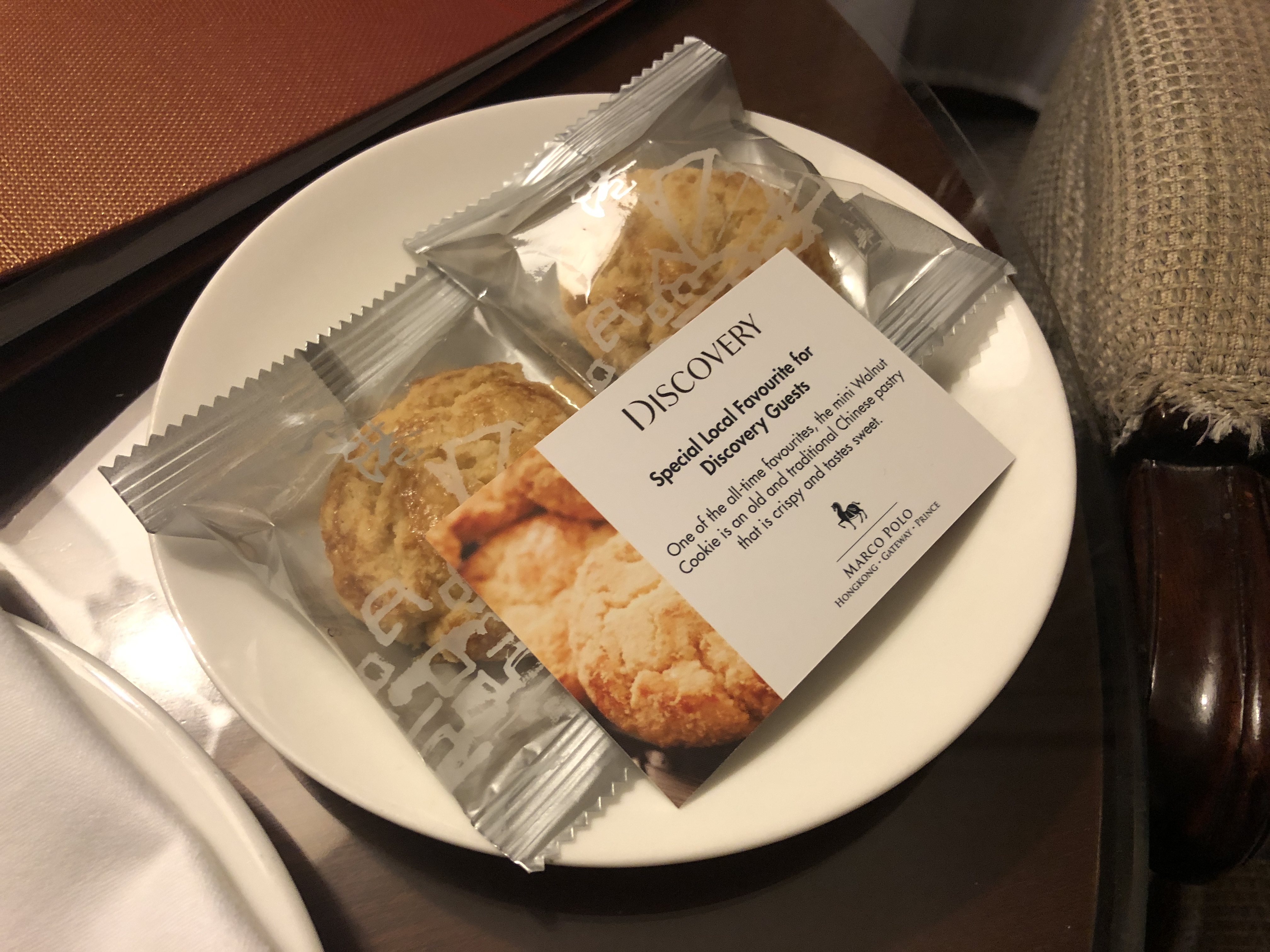 皿の上の食べ物