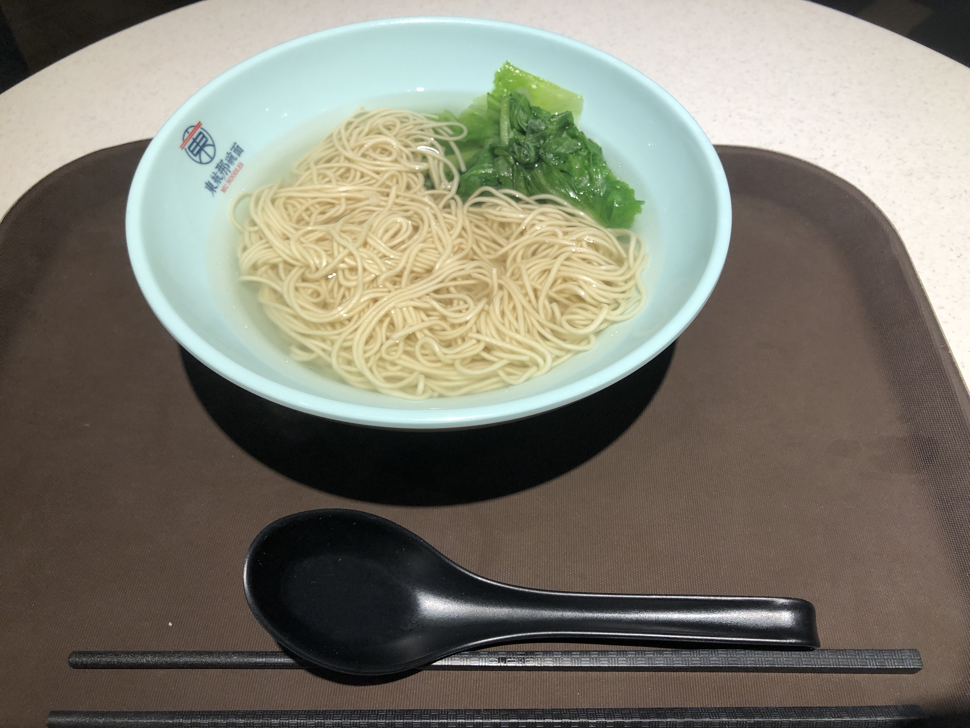 スープとスプーン