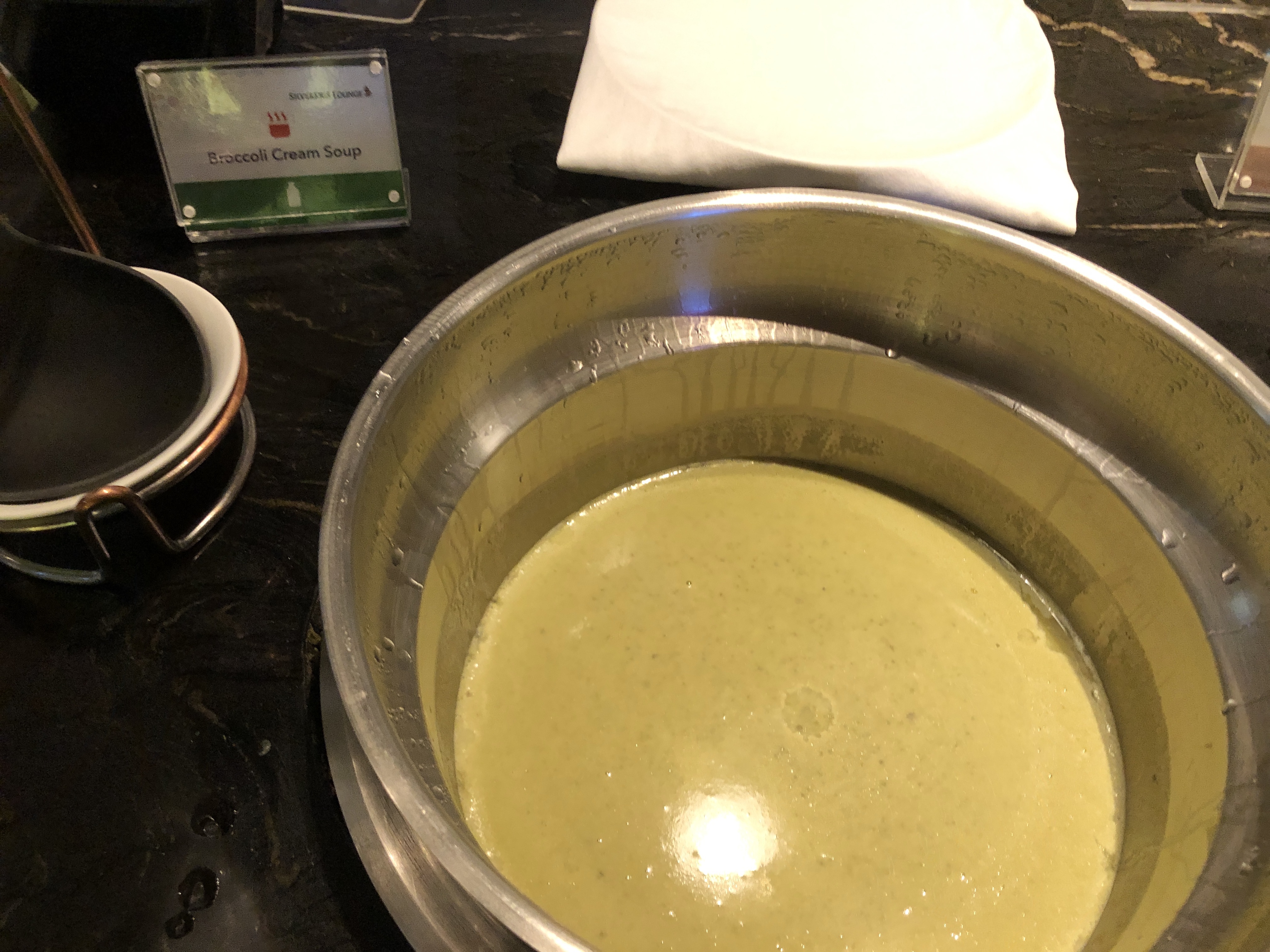 鍋の中のコーヒー