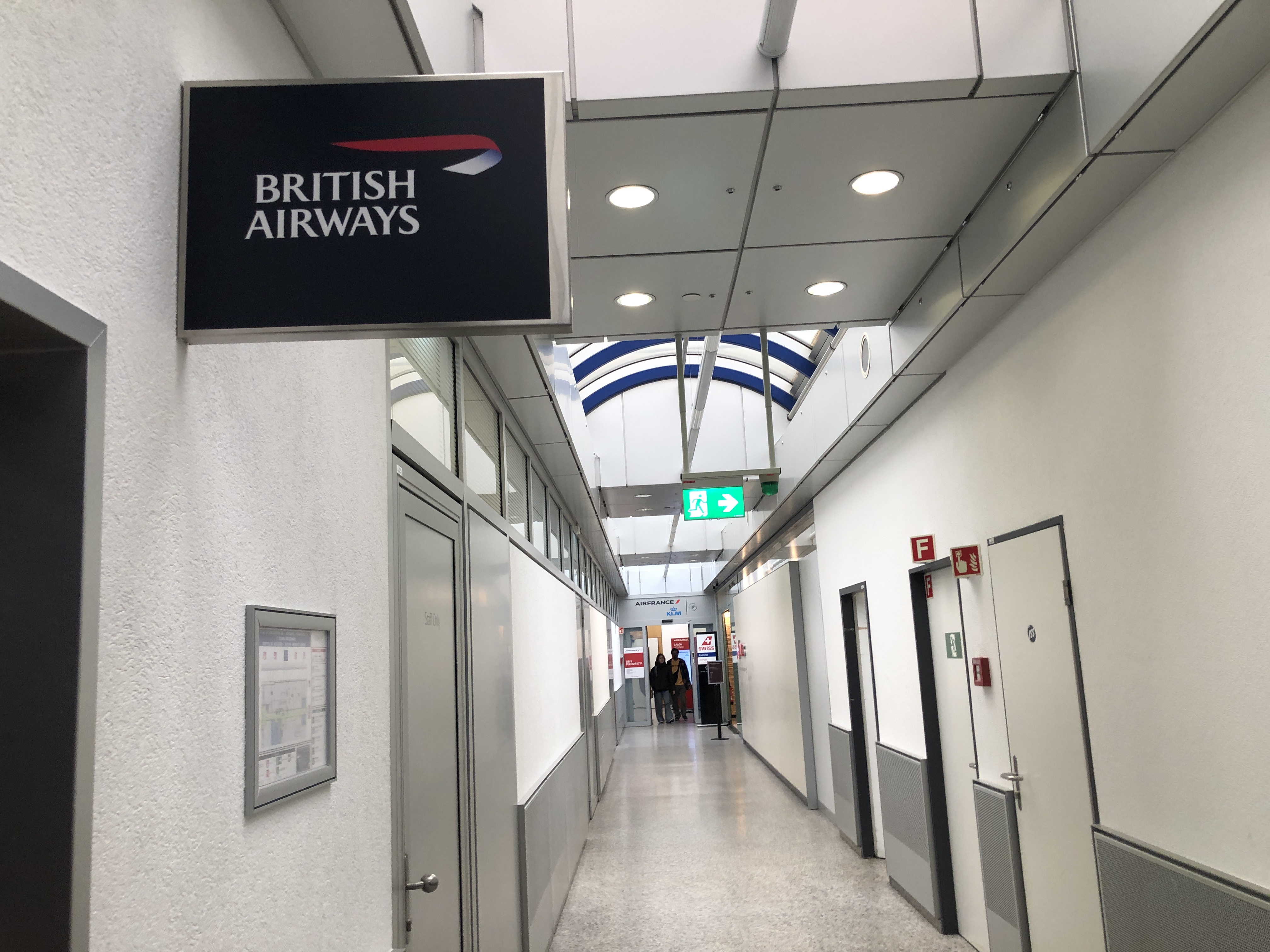 駅のホーム