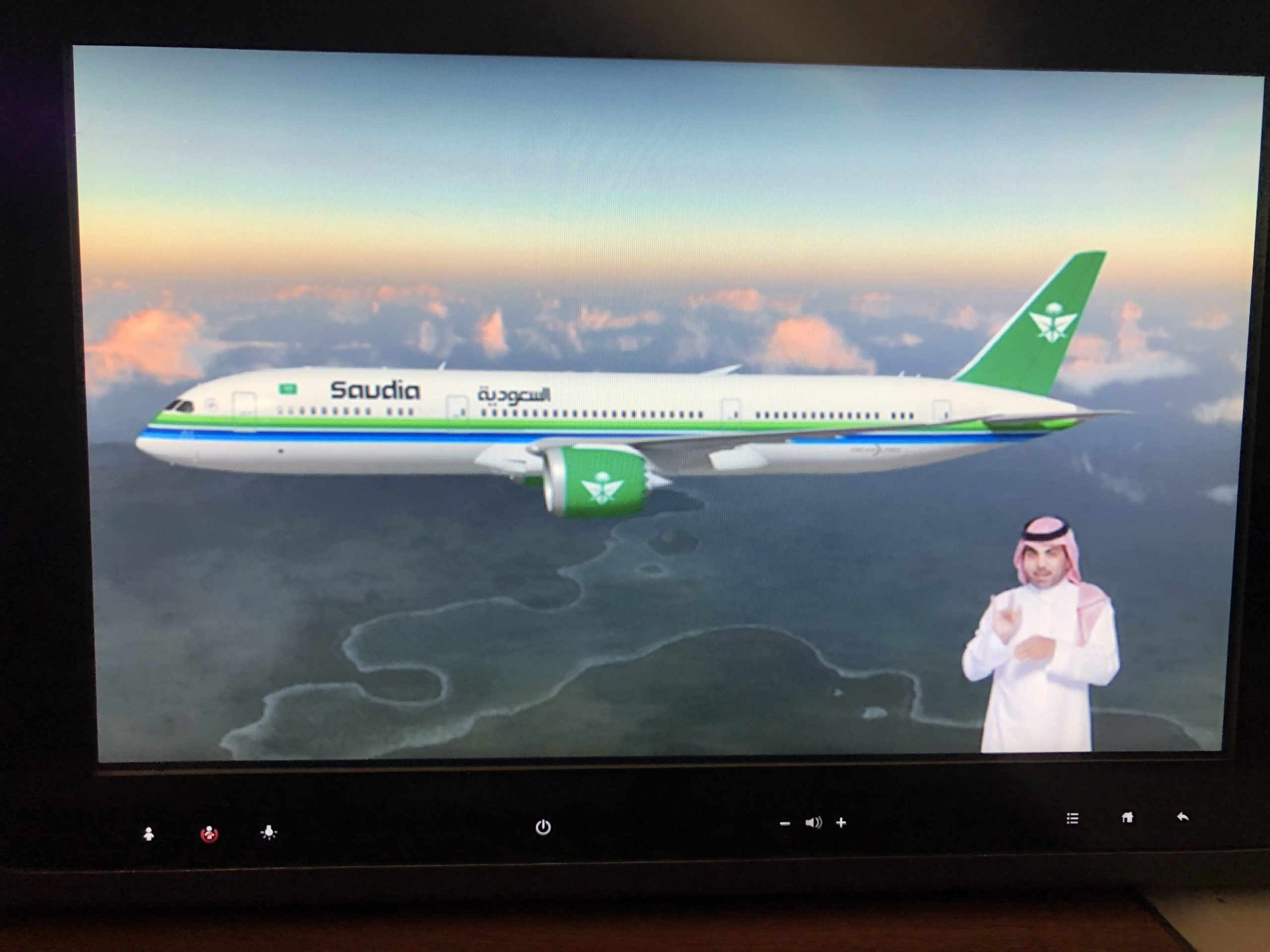 Business Class Review : サウディア(SV) SV871/SV253 マニラ(MNL) – ジェッダ(JED) – バーミンガム(BHX)