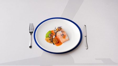 LOTポーランド航空(LO)のビジネスクラス機内食が刷新されます